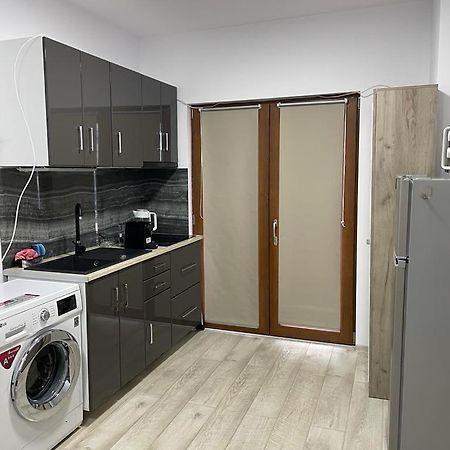 Studio Сучава Экстерьер фото